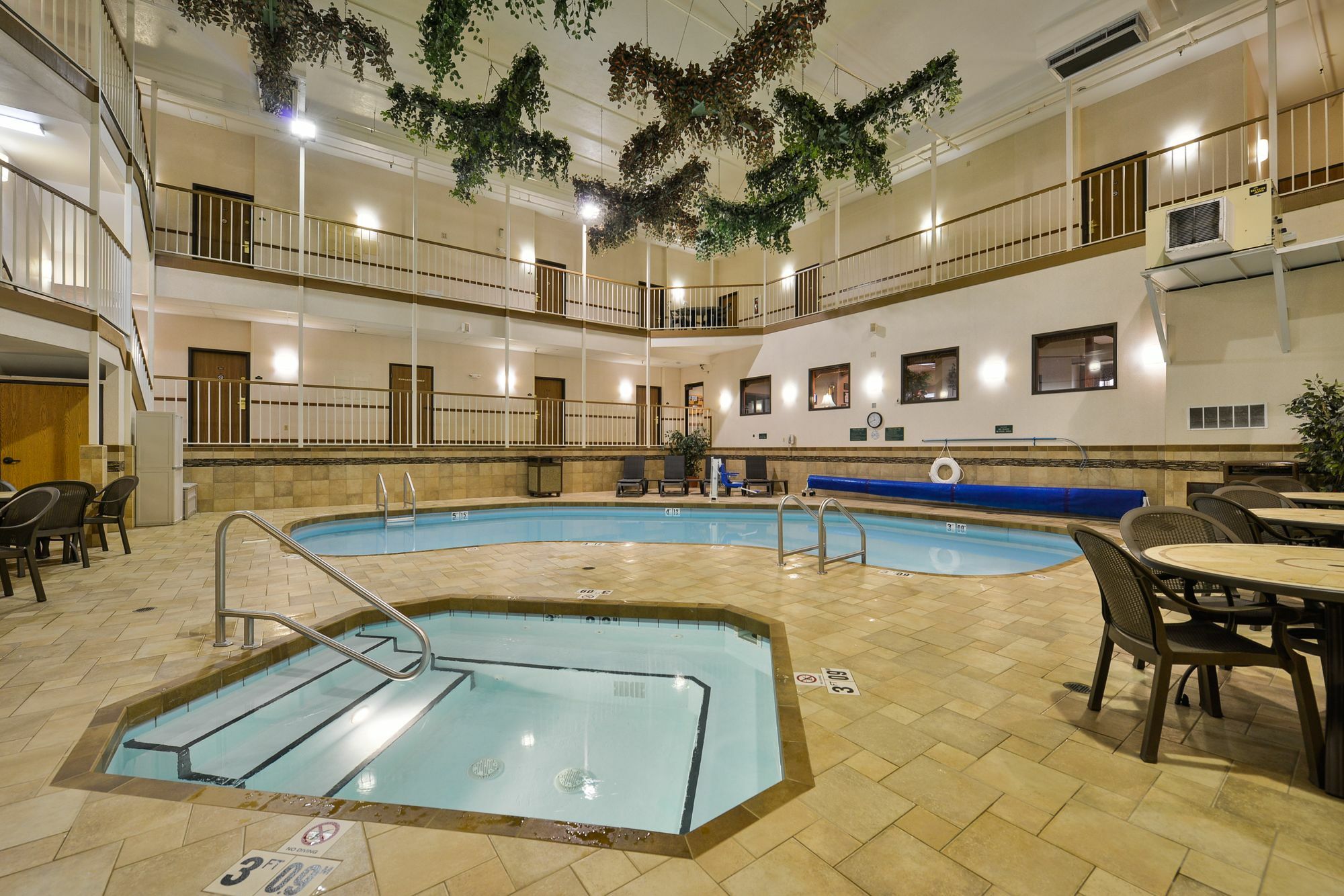 Motel 6 Minot, Nd Ngoại thất bức ảnh